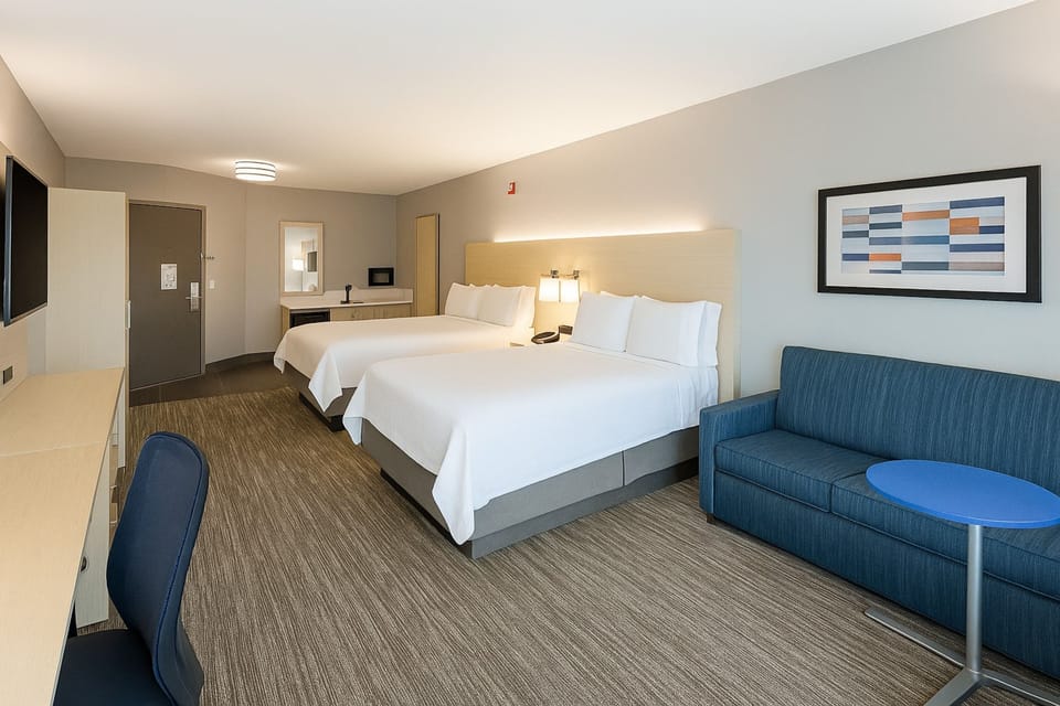 Suite, 2 Queen Beds, Accessible (Communications, Accessible Tub) | Hypo-allergenic bedding, pillowtop beds, in-room safe, desk
