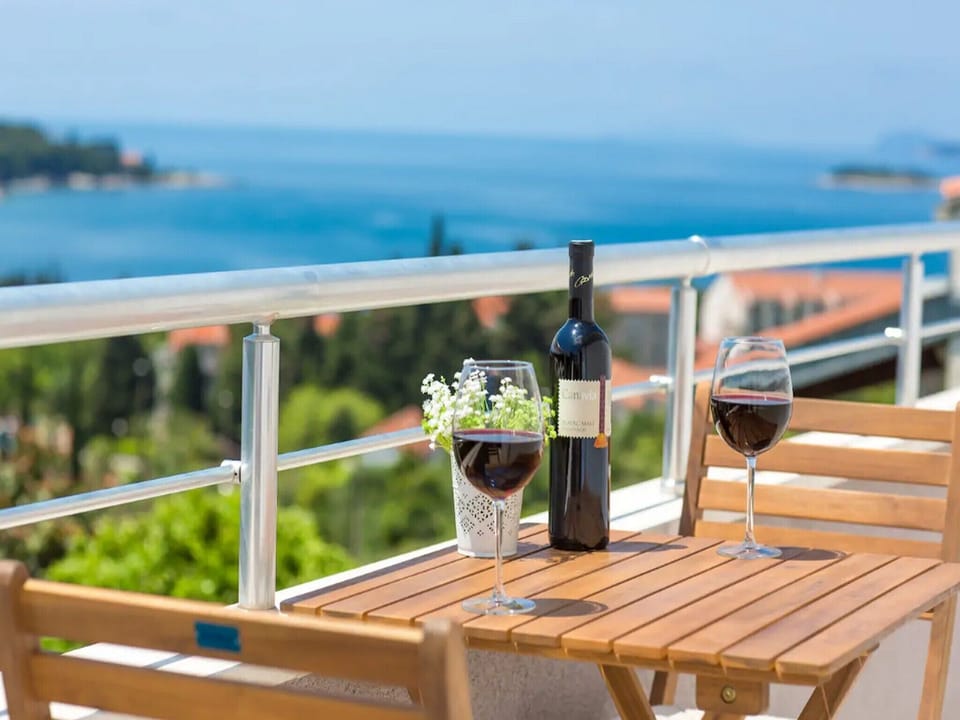 Apartment (Comfort One-Bedroom Apt) | View from property
