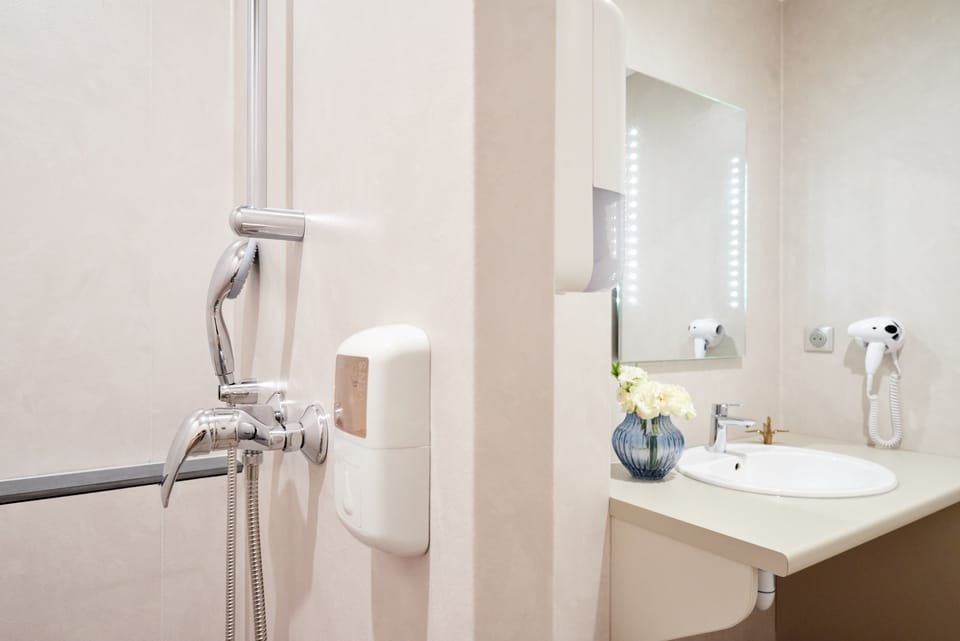 Free toiletries, hair dryer, towels