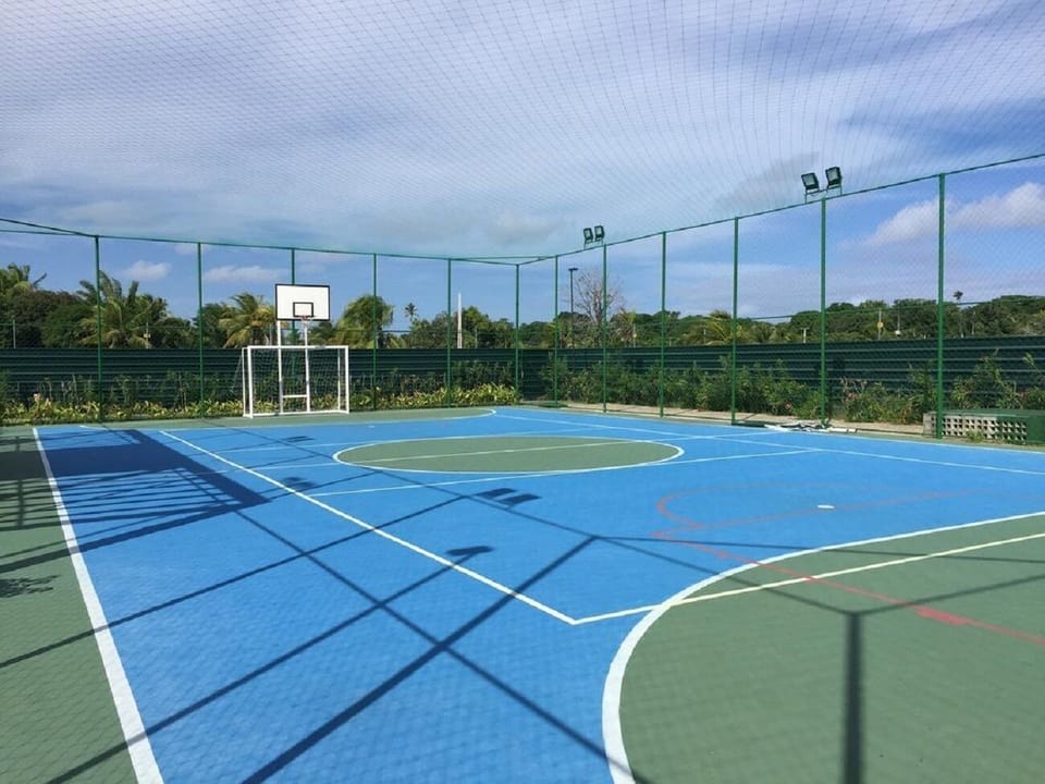 Sport court