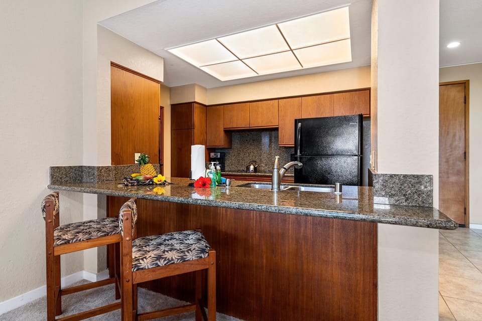 Condo, 1 King Bed with Sofa bed (Shores at Waikoloa 234 at Bo Tree Tow) | Private kitchen