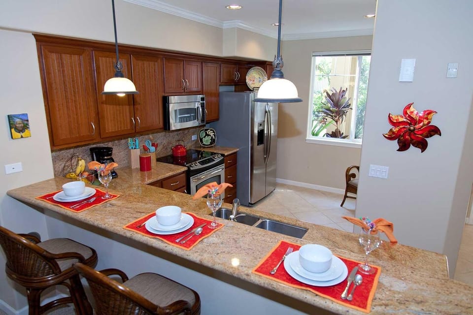 House, 1 King Bed, Golf View (Waikoloa Beach Villas O2) | Private kitchen