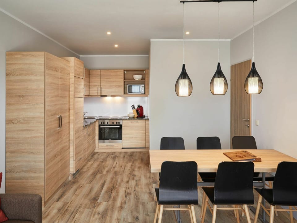 Room, Interior Design, Property, Furniture, Building, Ceiling, Floor, House, Wood Flooring, Wall