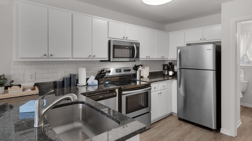 Rollin Tide C4 Kitchen
