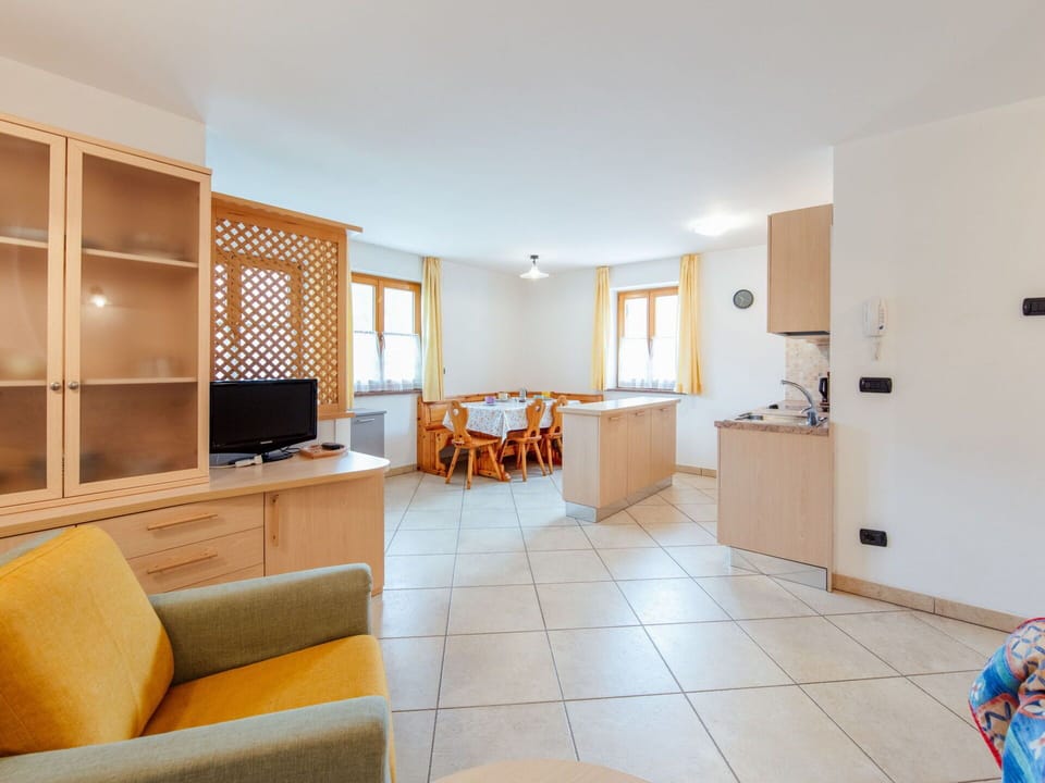Cabinetry, Wood, Living Room, Lighting, Home Appliance, Interior Design, Floor, Flooring, Comfort, Hardwood