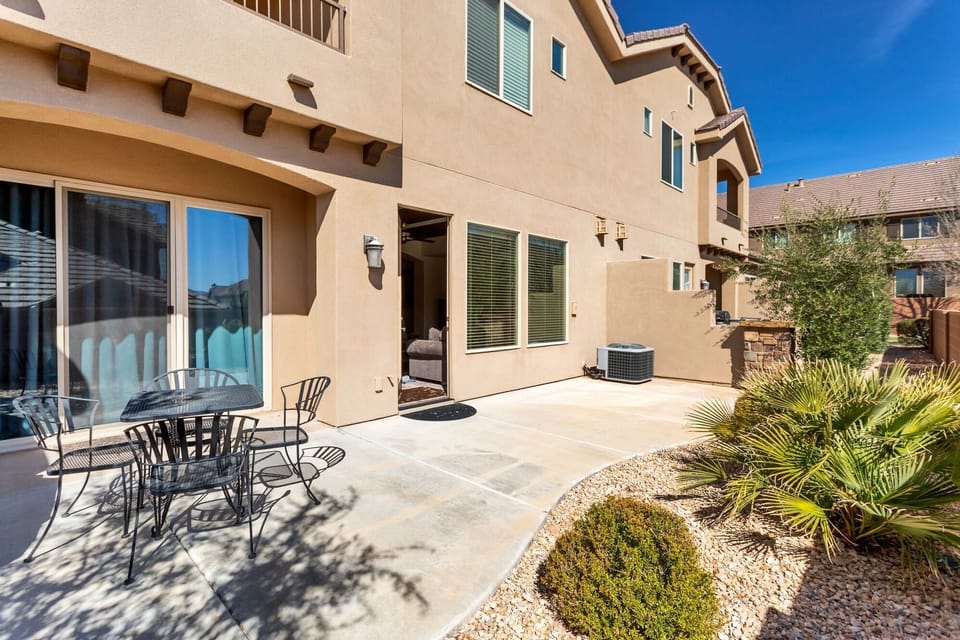 Townhome, 3 Bedrooms | Exterior