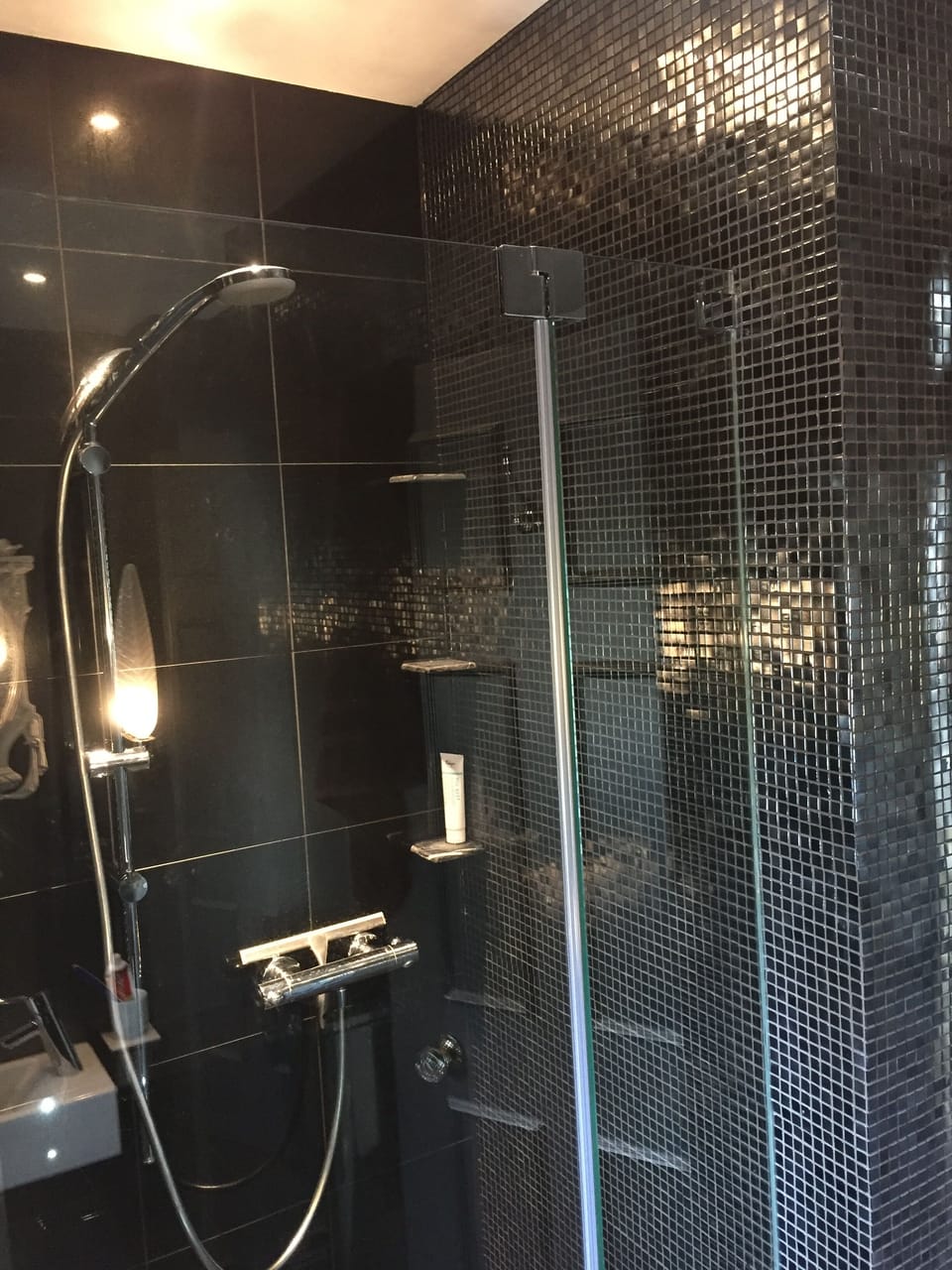 Top floor bedroom shower