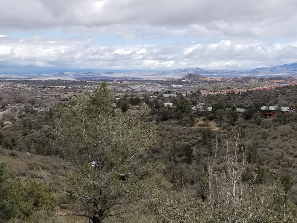 Scenery of ravine, Humphrey's Mt and Willow Lake