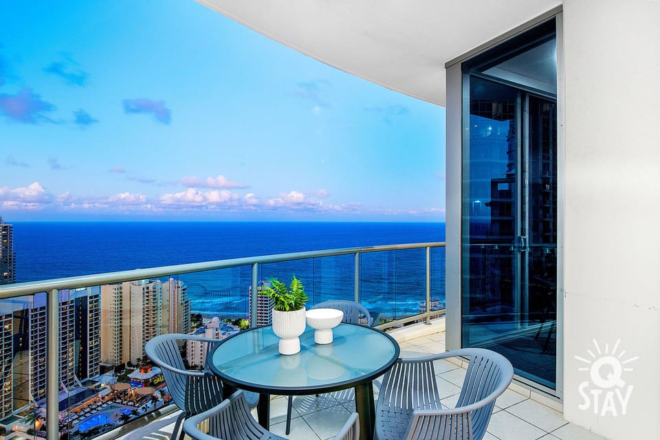 Enjoy your morning coffee in our spacious veranda ☀️
