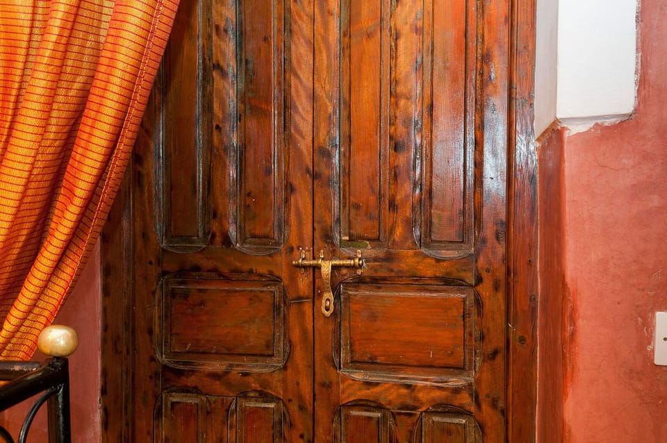 Classic Twin Room | Interior