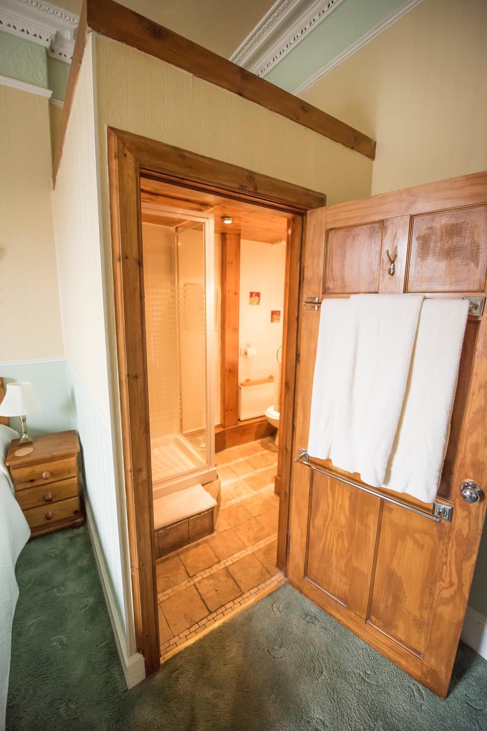 Triple Room, Multiple Beds, Ensuite | Bathroom | Shower, rainfall showerhead, free toiletries, hair dryer