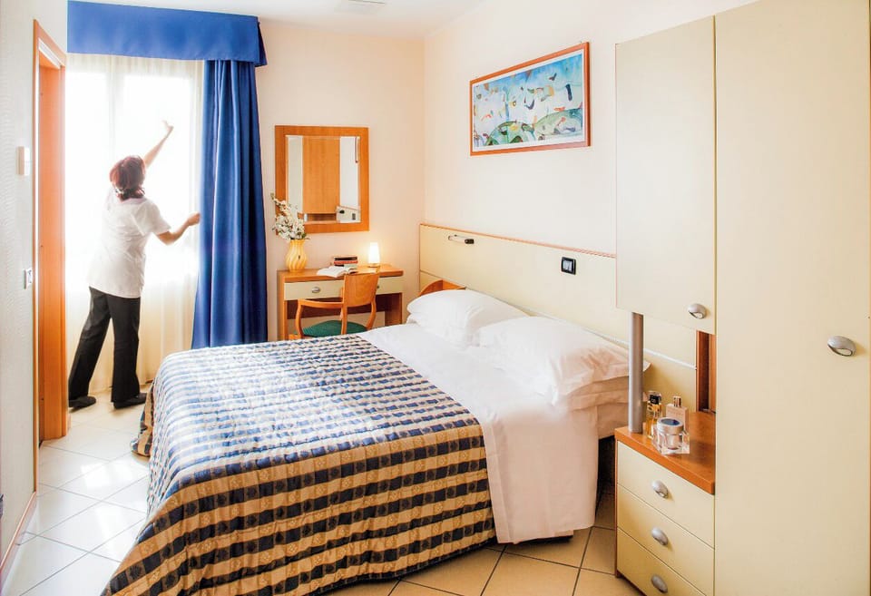 Double Room | Desk, soundproofing, free WiFi