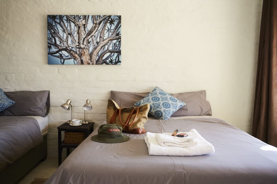 Single /Double / Twin Room  | 1 bedroom, desk, laptop workspace, bed sheets