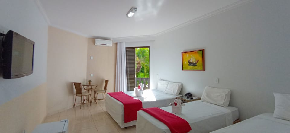 Minibar, desk, free WiFi, bed sheets