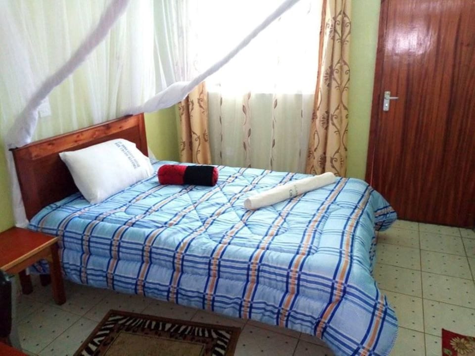 Single Room | Desk, free WiFi, bed sheets