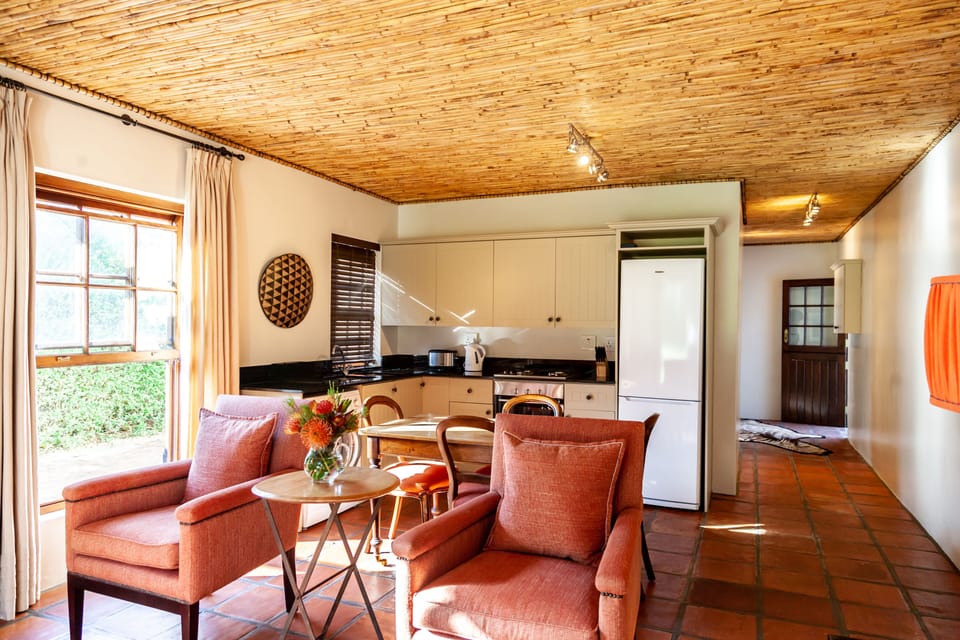 Luxury Cottage, 1 Bedroom | Private kitchenette | Full-size fridge, microwave, oven, stovetop