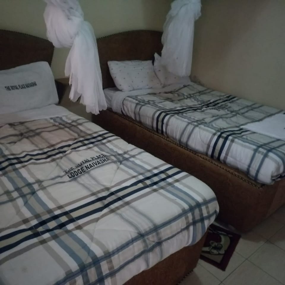 Single Room | Desk, iron/ironing board, free WiFi, bed sheets