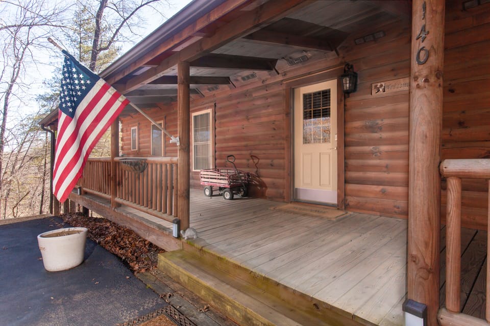 Front porch only has 2 steps to get inside.