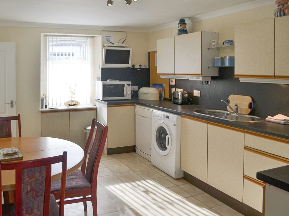 Kitchen/diner | Dolphin View - Scott Holiday Cottages, Portknockie
