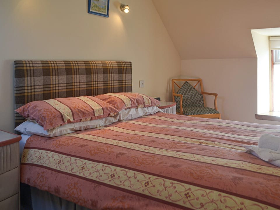 Double bedroom | Dolphin View - Scott Holiday Cottages, Portknockie