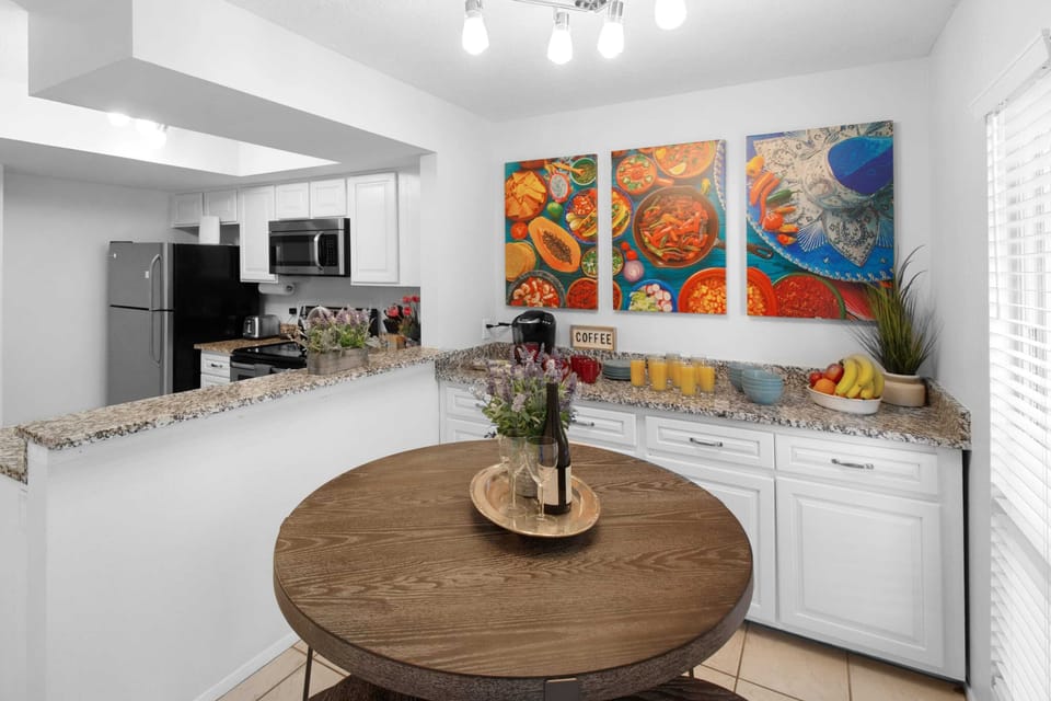 Nook and Buffet