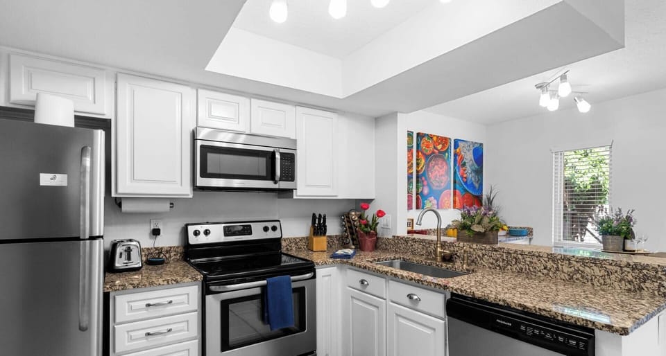 Altos Kitchen