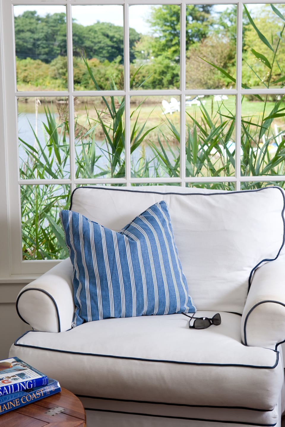 Float In Cottage Queen Bed Cove View | View from room