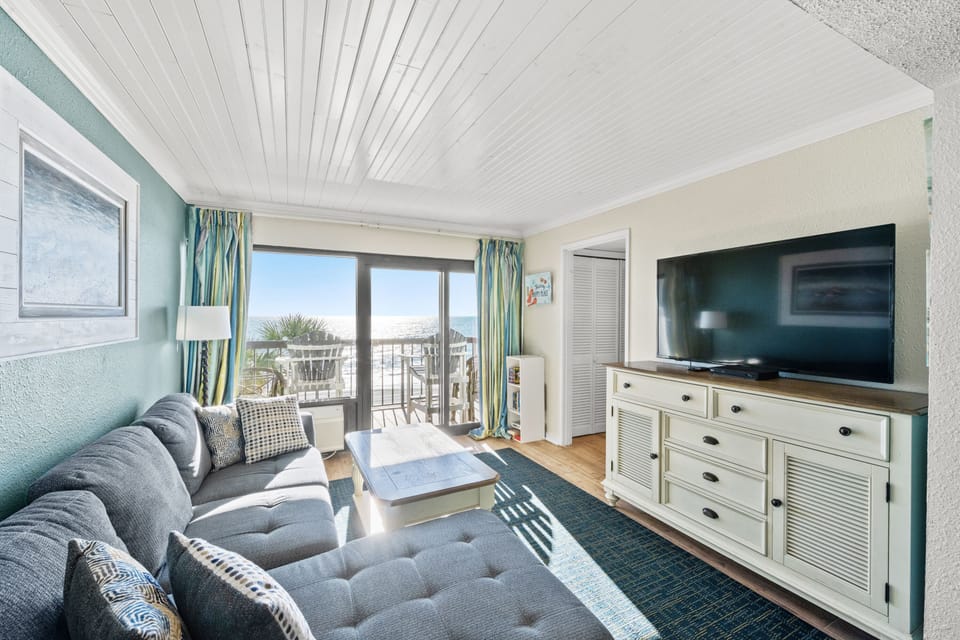 We welcome you to come make yourself at home in unit 303 of The Savoy.
