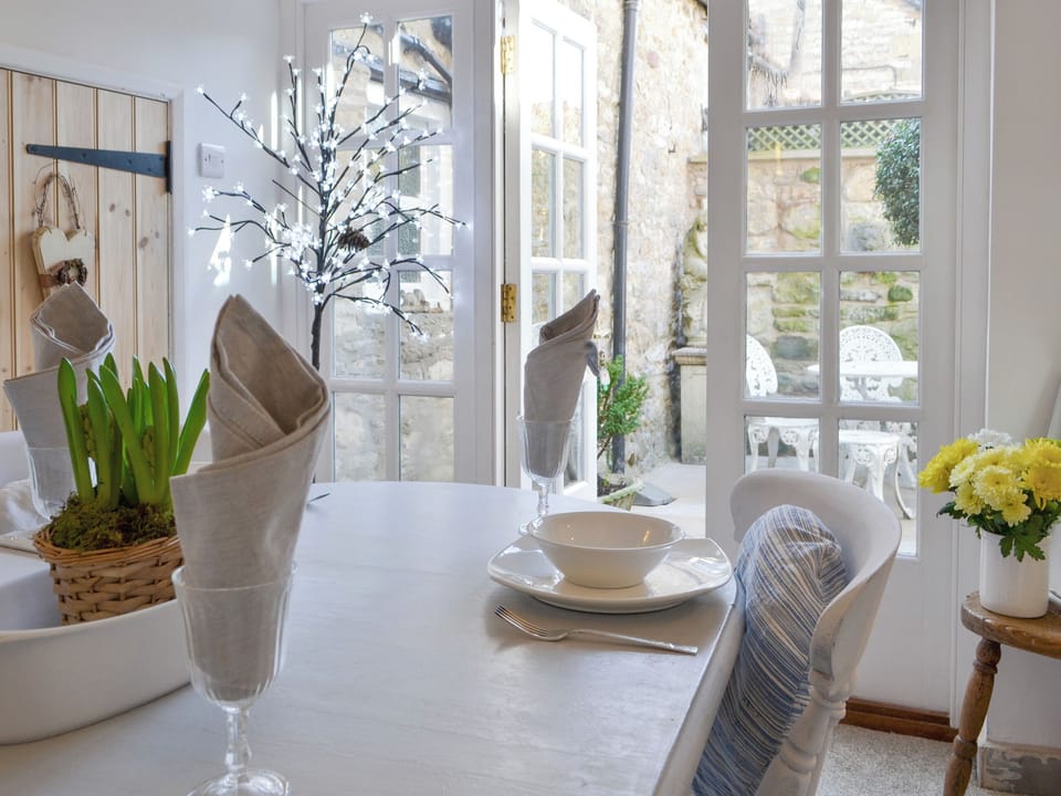 Stylish dining room | Toad Hall, Helmsley