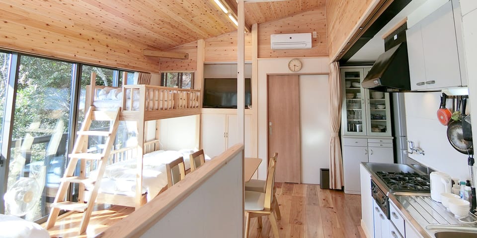 Deluxe Villa, 1 Bedroom, Kitchen, Partial Ocean View | WiFi (free)