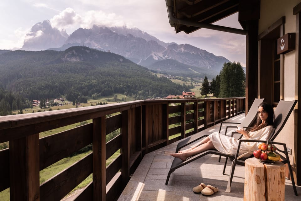 Suite Signature open space, hydromassage tub, terrace, mountain view | View from room