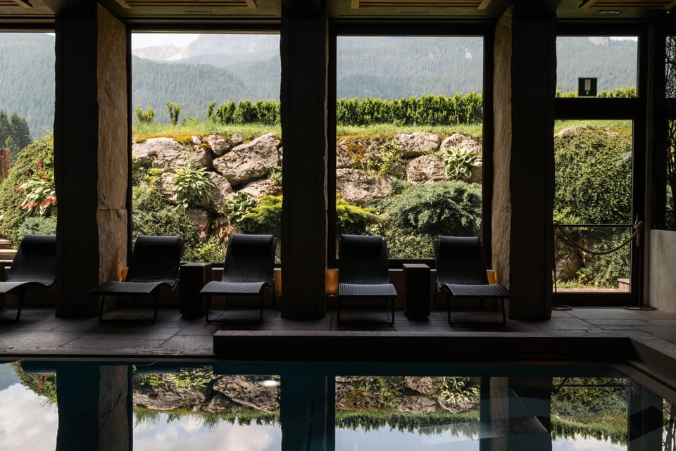 Couples treatment rooms, sauna, hot tub, steam room, Turkish bath