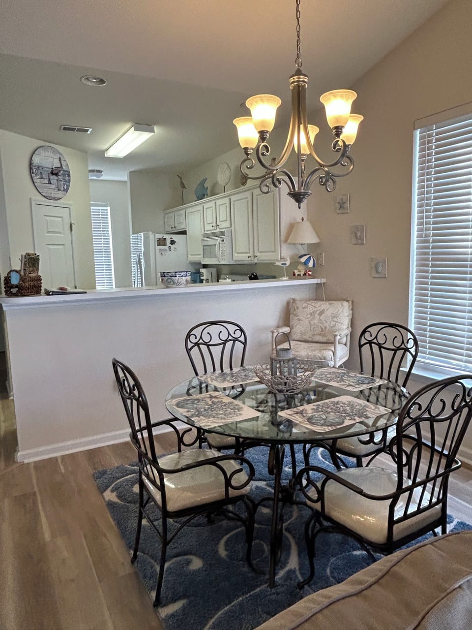 Dining Area 2