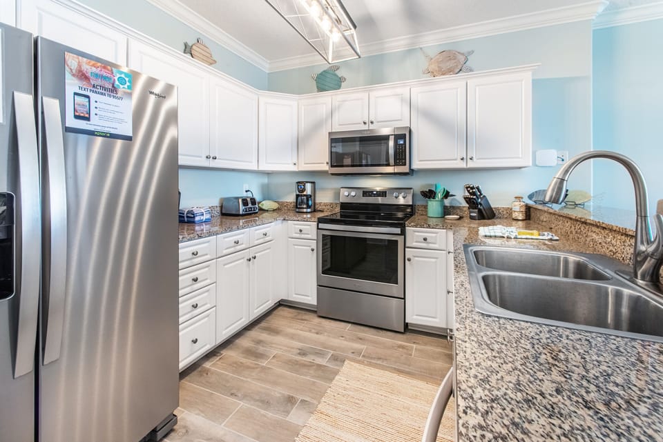 Kitchen has everything you need