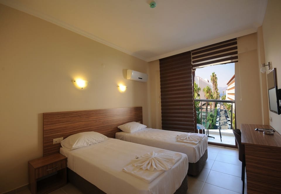 Standard Room | Iron/ironing board, free WiFi, bed sheets
