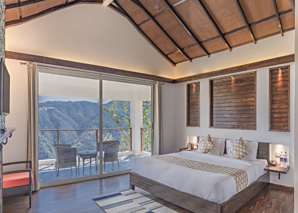 Premium Cottage | Desk, free WiFi, bed sheets
