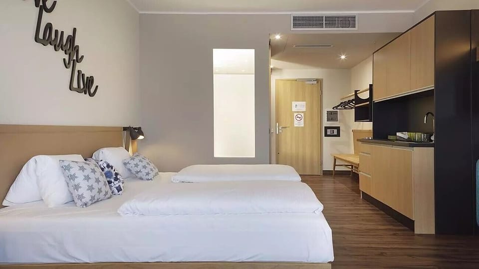 Grand Apartment | Minibar, in-room safe, desk, laptop workspace