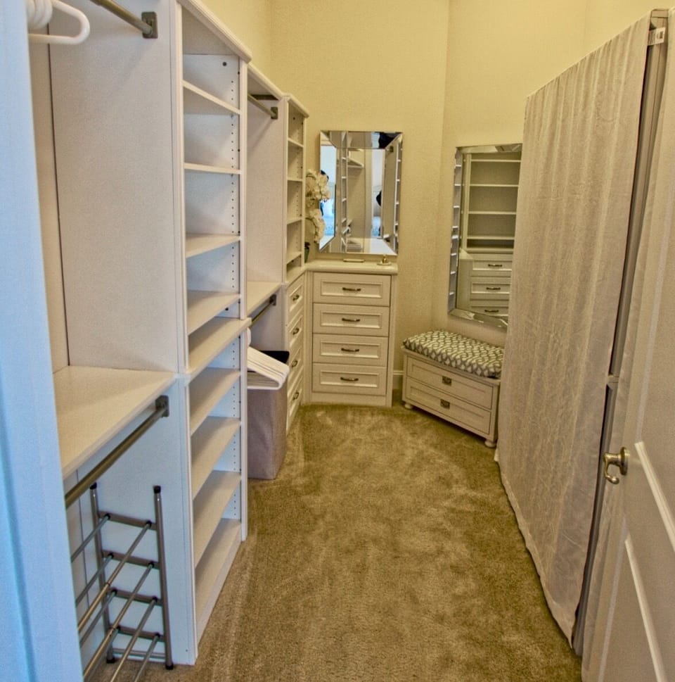 Master Bedroom 1 Closet