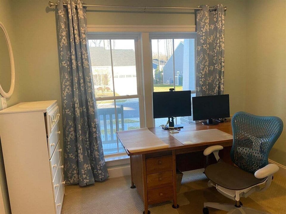 Bedroom 6 / Study on Main Floor with Trundle Bed