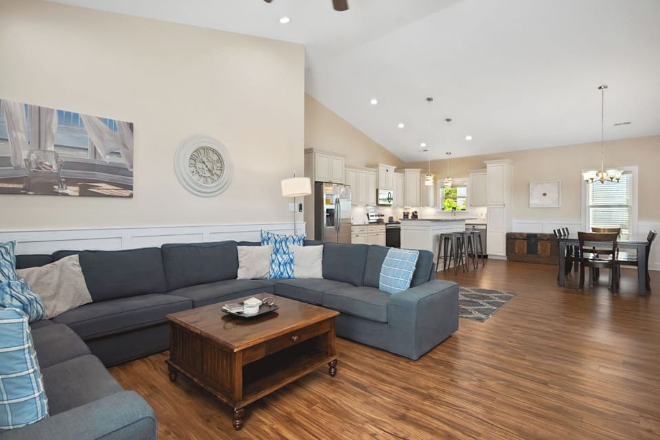Living Area - Southwest