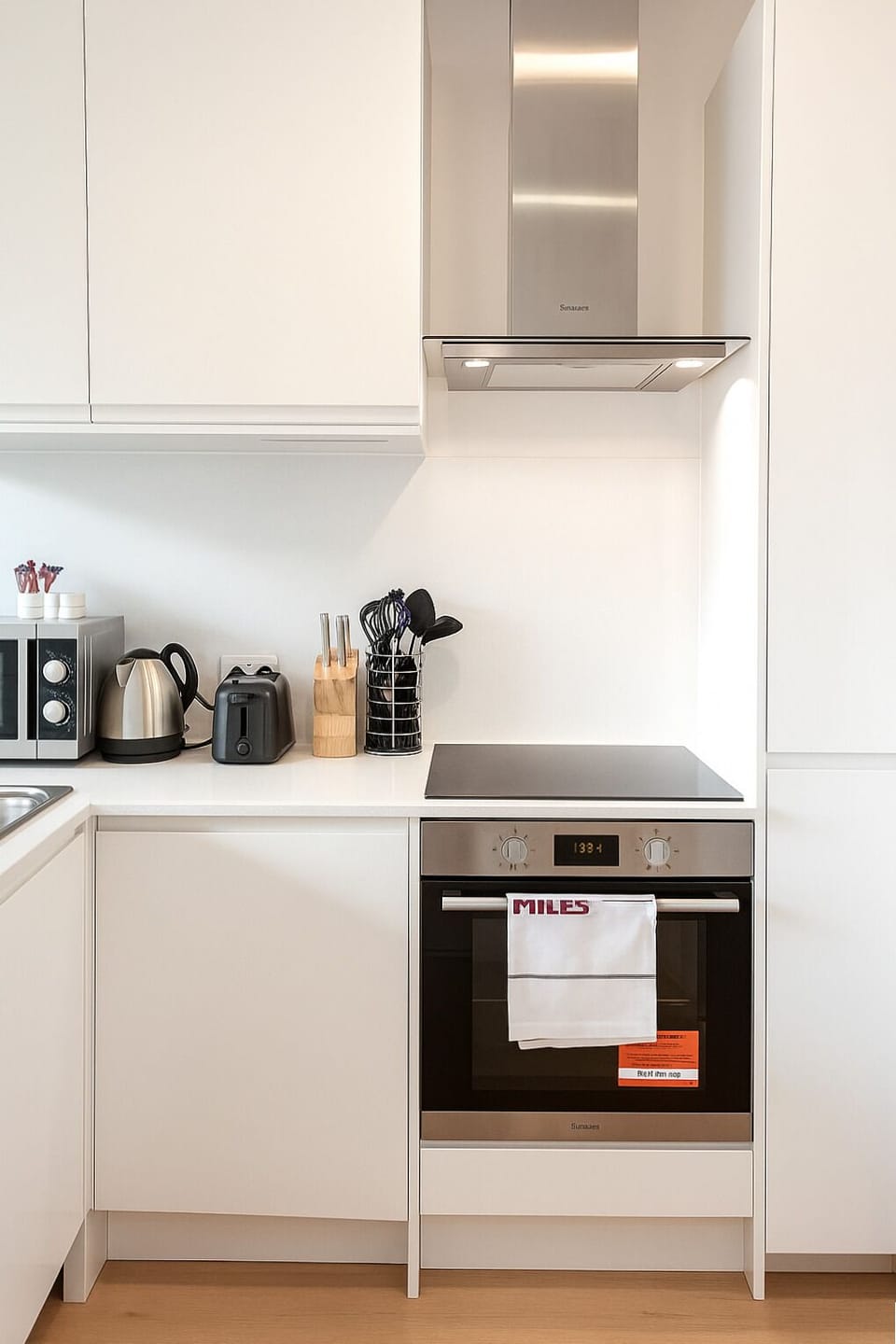 Apartment, 1 Bedroom | Private kitchen | Full-size fridge, microwave, oven, dishwasher