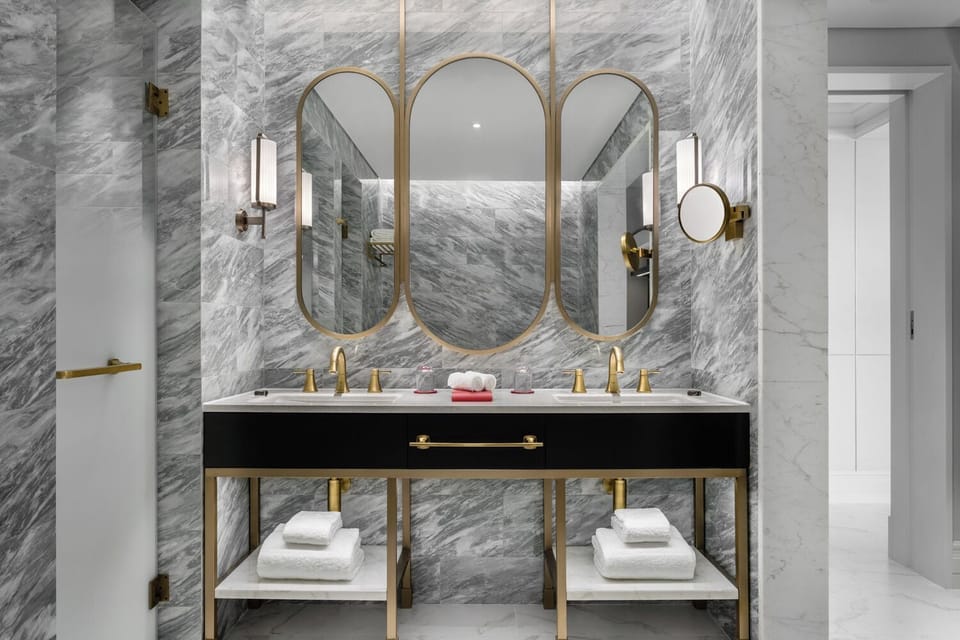 Separate tub and shower, free toiletries, hair dryer, bathrobes