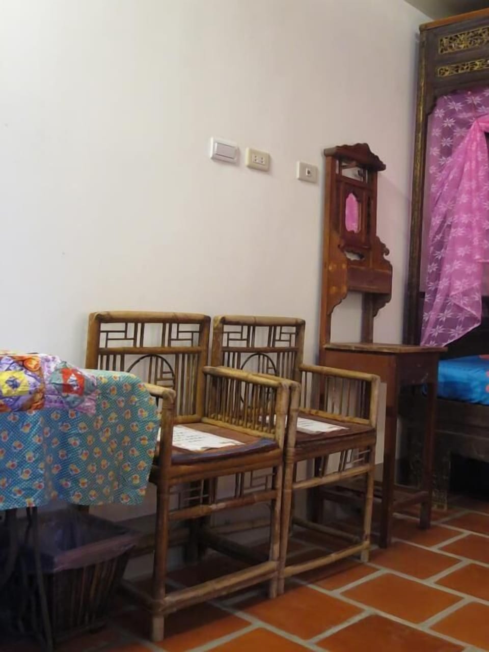 Standard Double Room, Shared Bathroom | WiFi (free), bed sheets