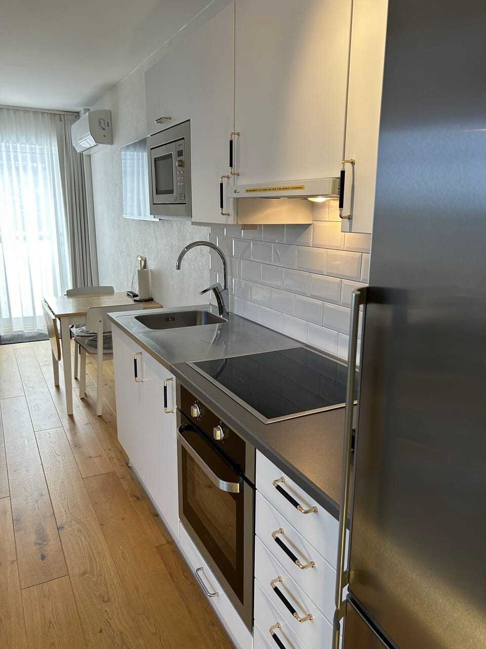 The Farms Studio Superior | Private kitchen | Fridge, shared microwave