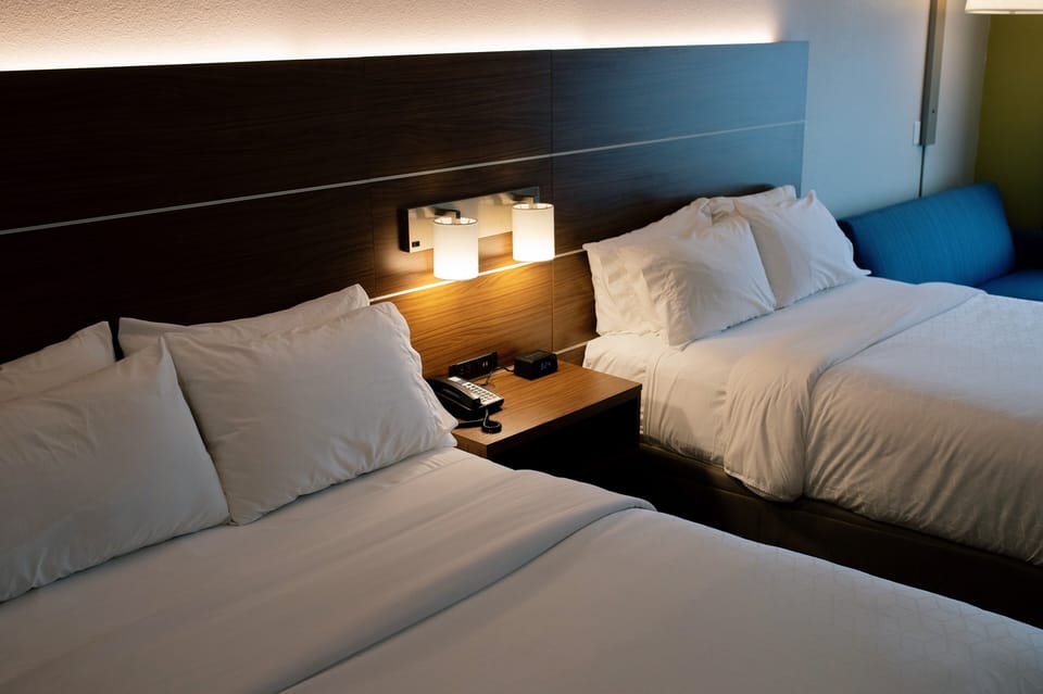 In-room safe, desk, laptop workspace, blackout drapes