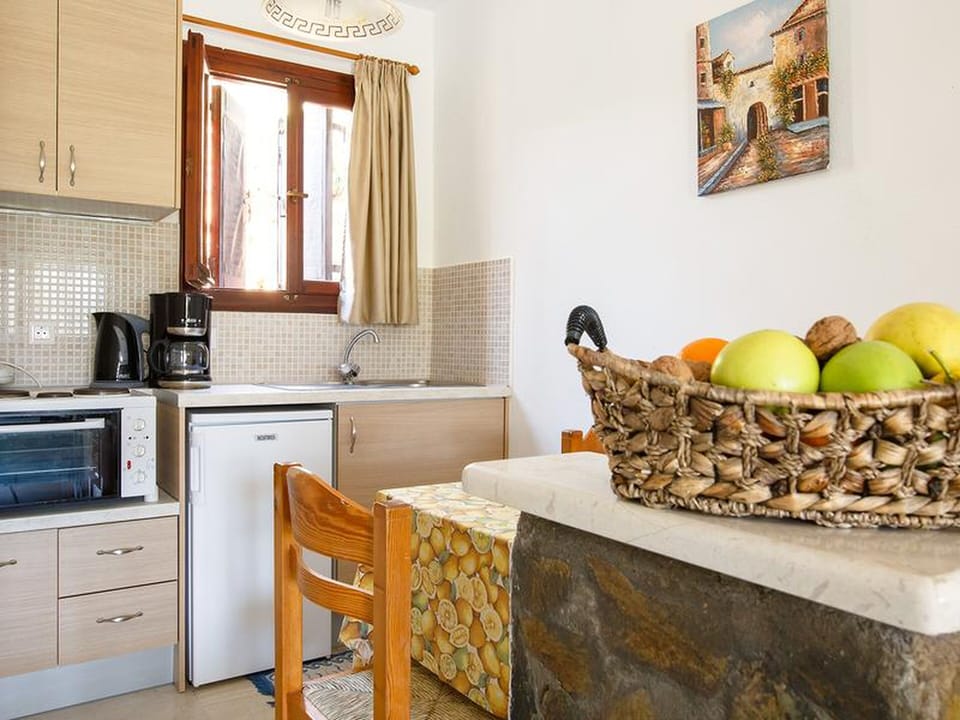 Villa, 1 Bedroom, Smoking, Balcony | Interior