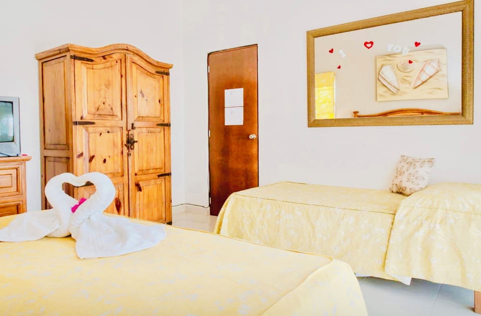 Room, 1 Bedroom, Balcony, Garden View | 1 bedroom