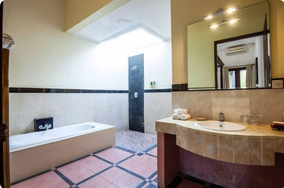 PB - Villa 4 - 2BR · 2-BR Private Pool Villa Walk to Seminyak Beach House in Kuta