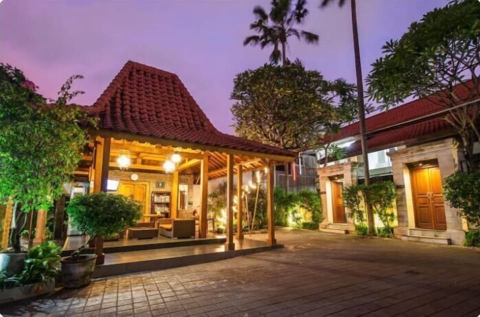 Front of property - evening/night