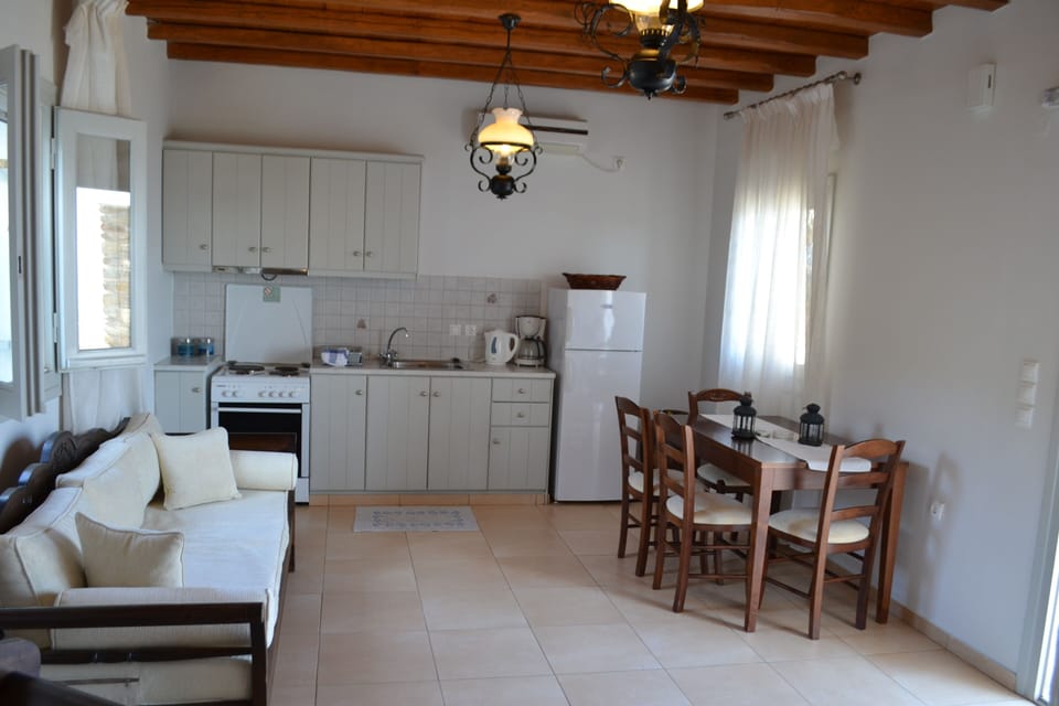 House, 1 Bedroom, Smoking, Terrace | Interior